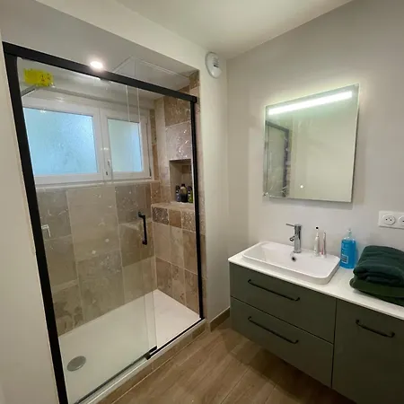Grand Entoure De Verdure Appartement