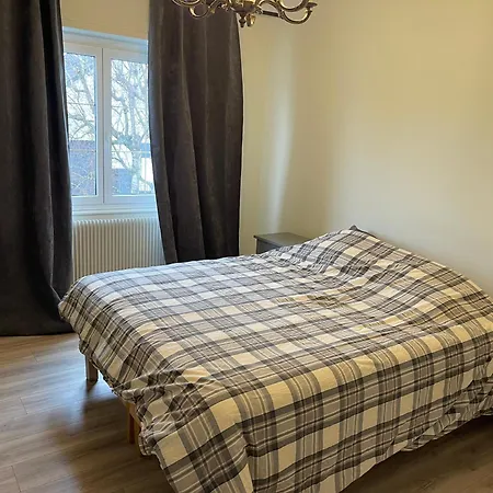 Appartement Grand Entoure De Verdure