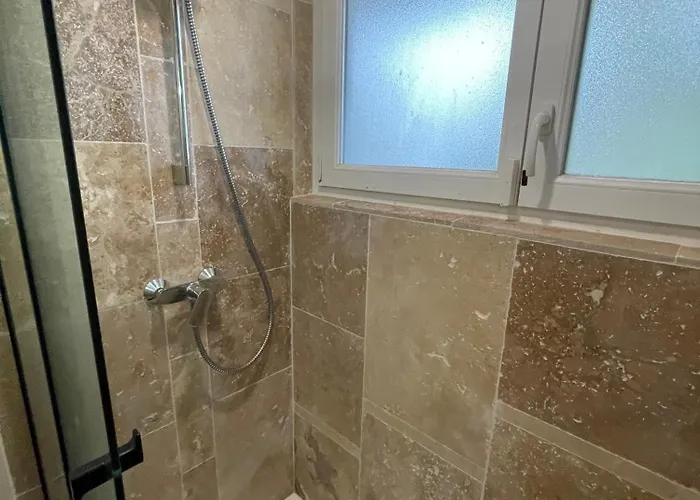 Apartment Grand Entoure De Verdure Mulhouse