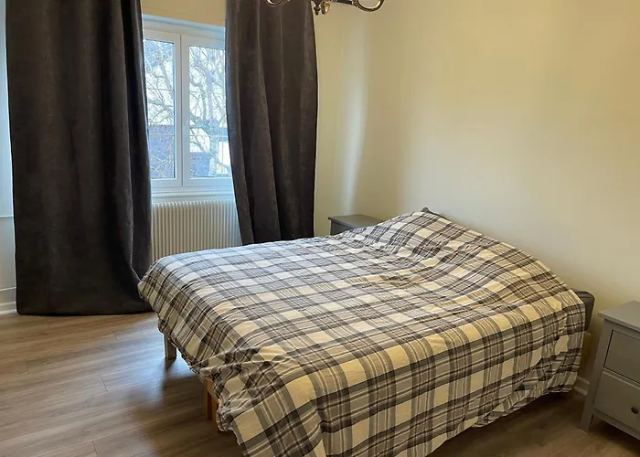 Appartement Grand Entoure De Verdure