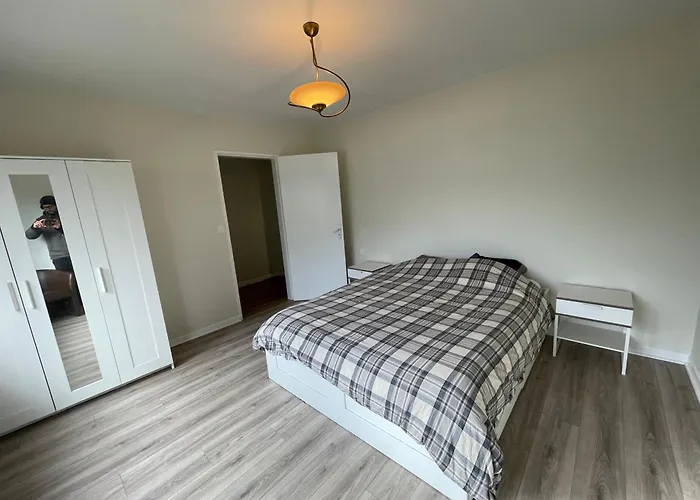 Appartement Grand Entoure De Verdure *