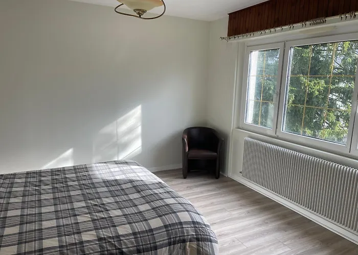 Appartement Grand Entoure De Verdure