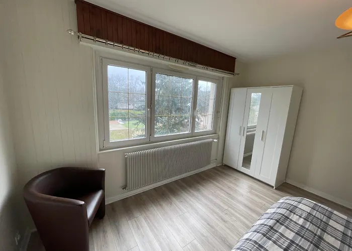 Appartement Grand Entoure De Verdure