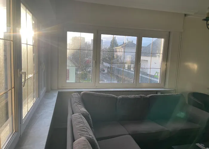 Appartement Grand Entoure De Verdure *